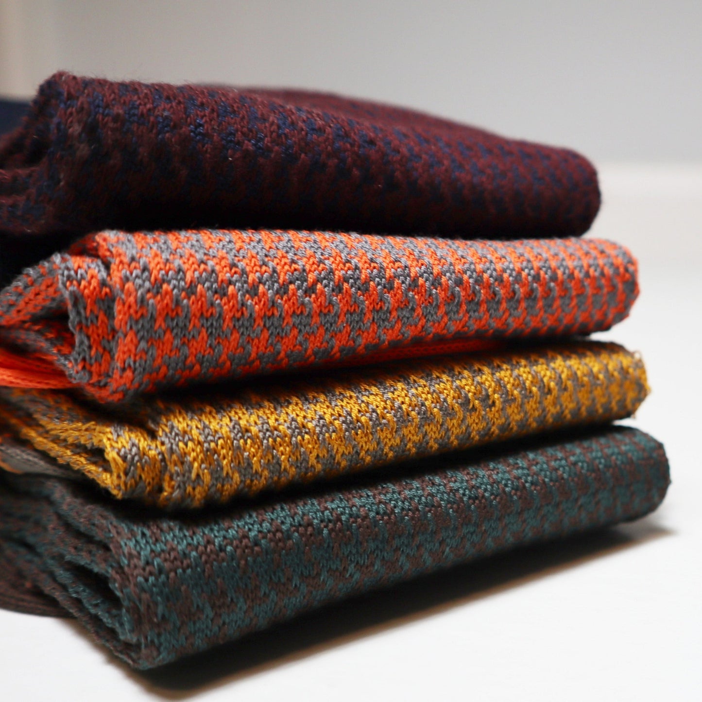 New!! Houndstooth Socks
